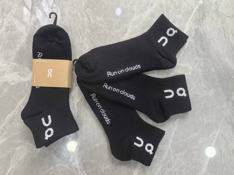 ON socks QY (173)