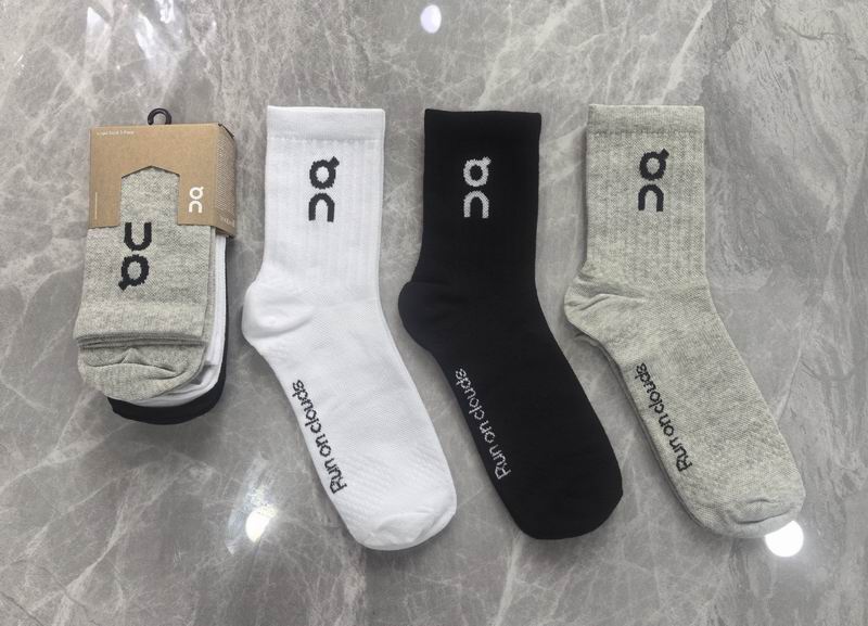 ON socks QY (180)