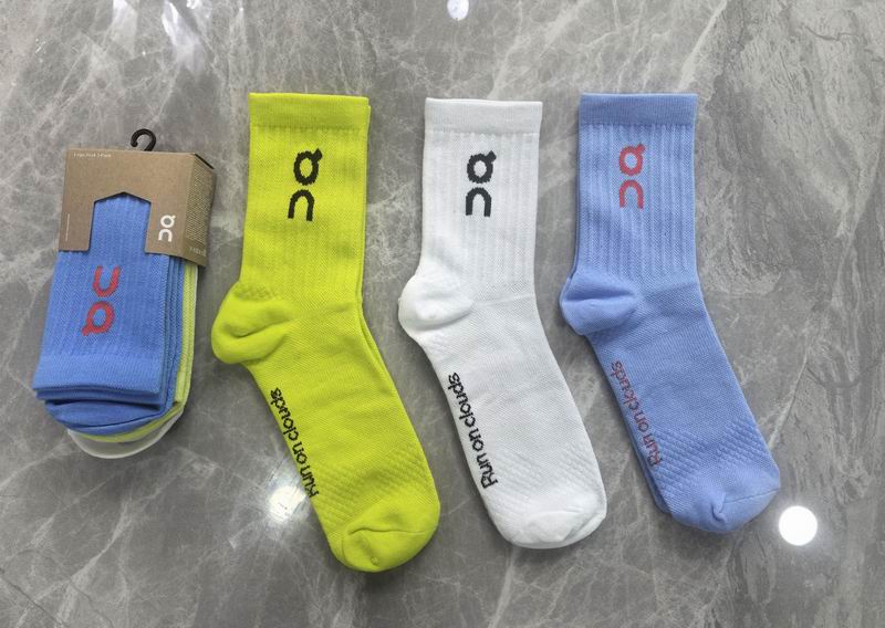 ON socks QY (181)
