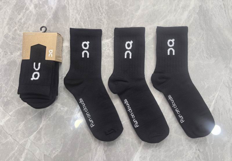 ON socks QY (183)