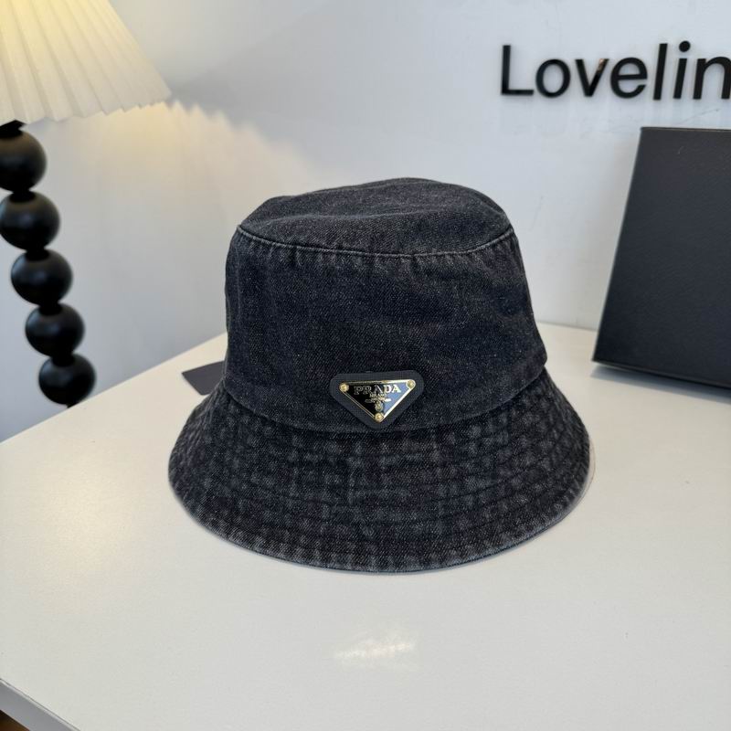 Prada Hat (522)