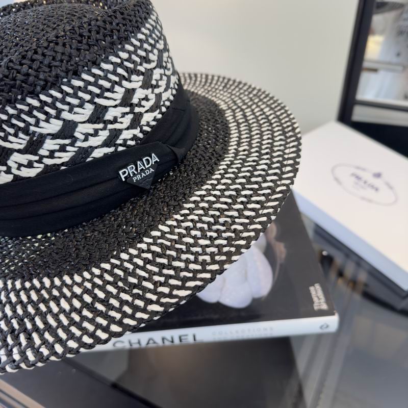 Prada top hat (253)