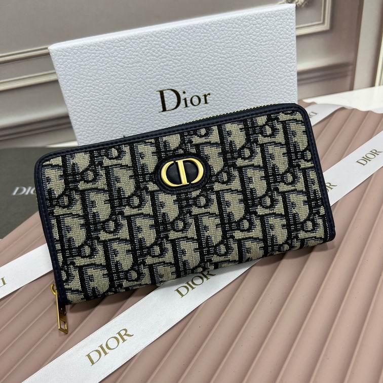 Dior 666109 19x10x2.5cm zy