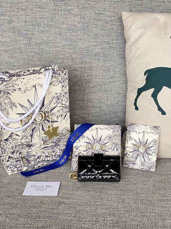 S0074 10.4X7X2cm YG 5