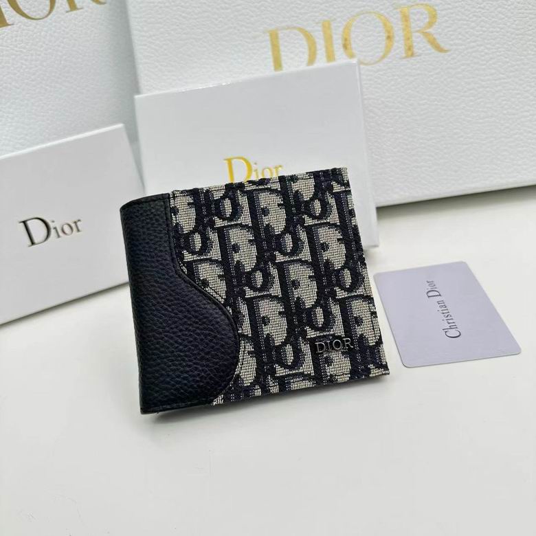 Dior D19 11x10x1.5cm zy