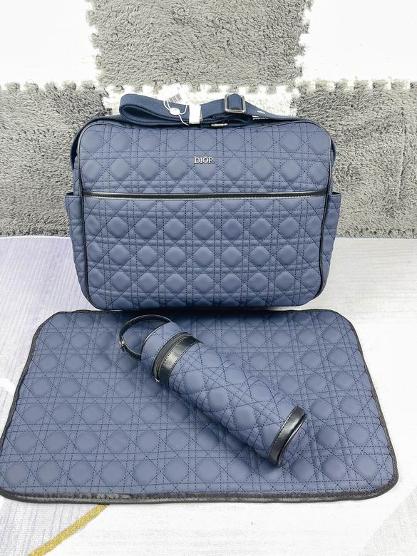 Dior 42x32x15cm CX 2