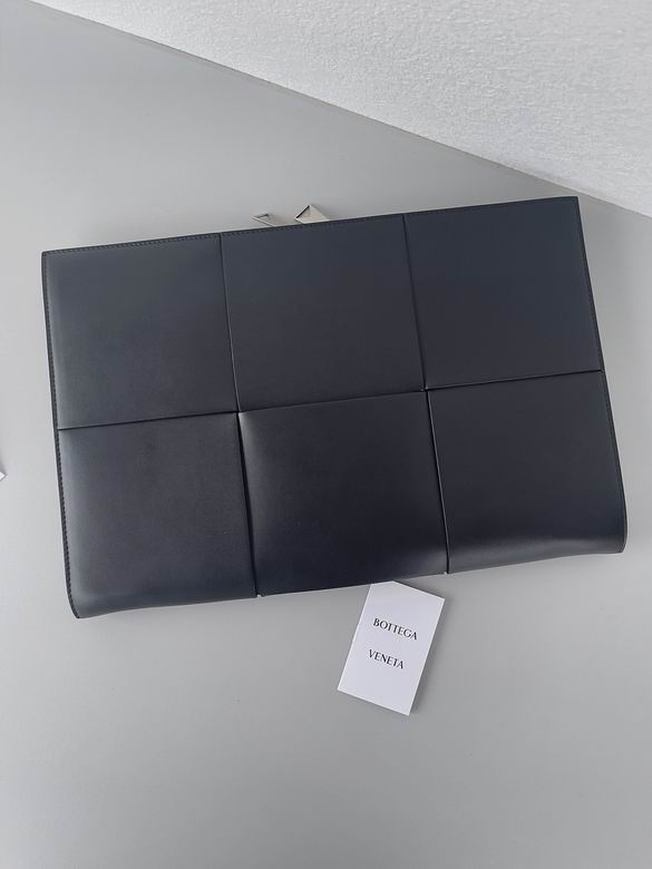 680169 36.6x3x24.5cm BG