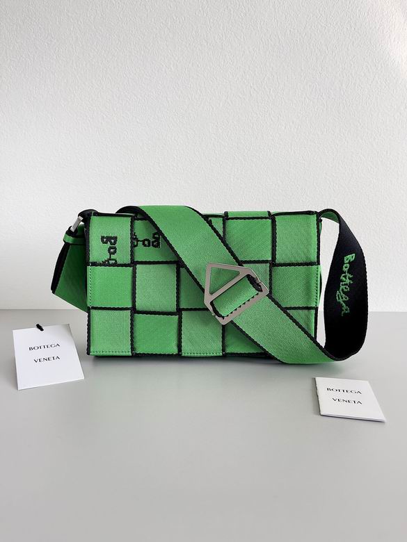 680513 25x15x5cm BG 3