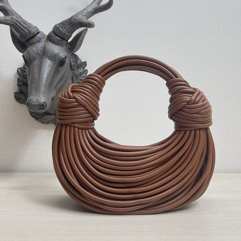 680934 22x15.5x6.5cm DL 4