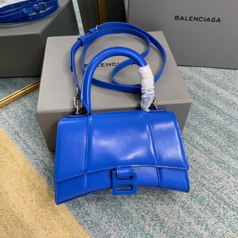 Balenciaga8896 S19x8x21cm FY6