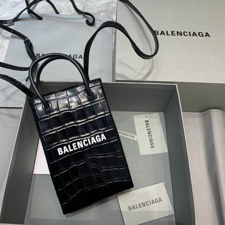 Balenciaga 12x4.5x18cm FY 8