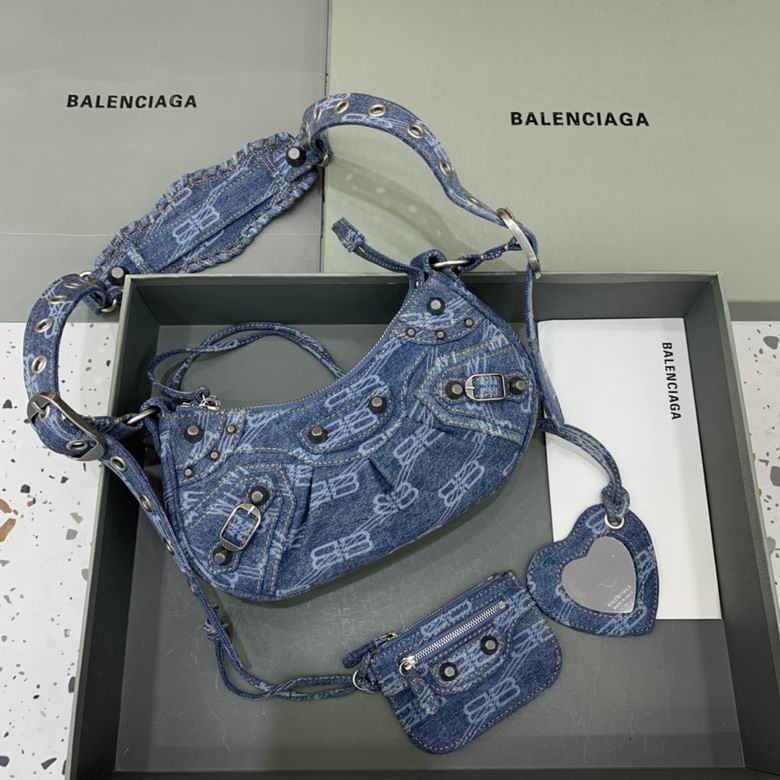 Balenciaga 长25x高13x宽6.5cm FY