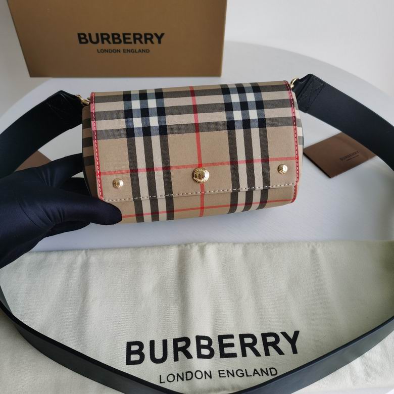 Burberry 18x8x12cm HQ 2