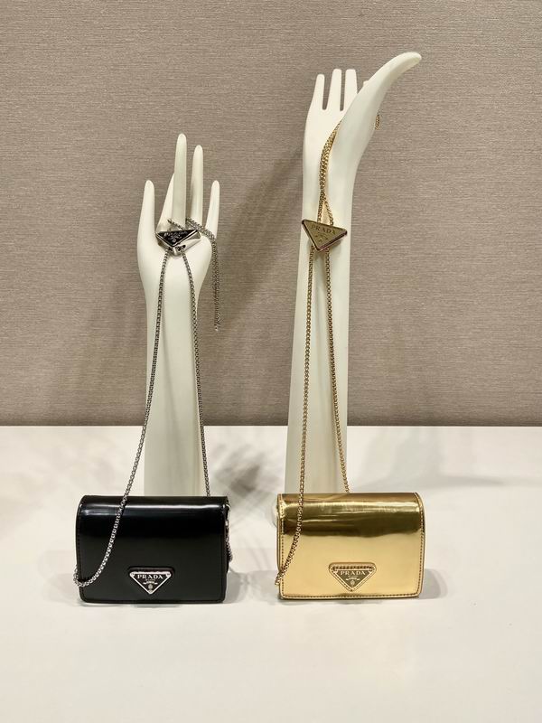 Prada 1MR024亮面11.5x8cm AP