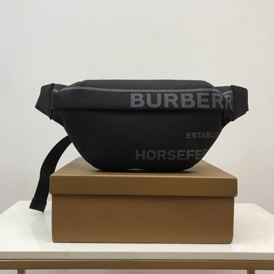 Burberry 30x17cm CN2色