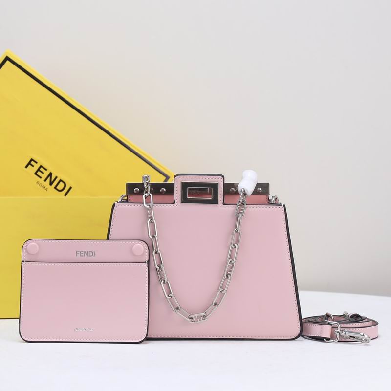 Fendi Peekaboo F0676 23cm ww