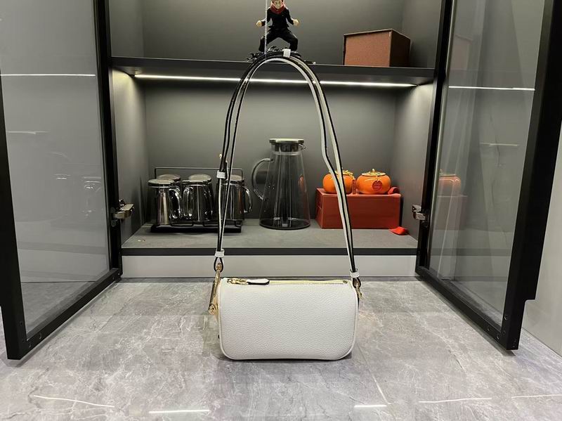 860784 19x9.5x9cm DF 4色