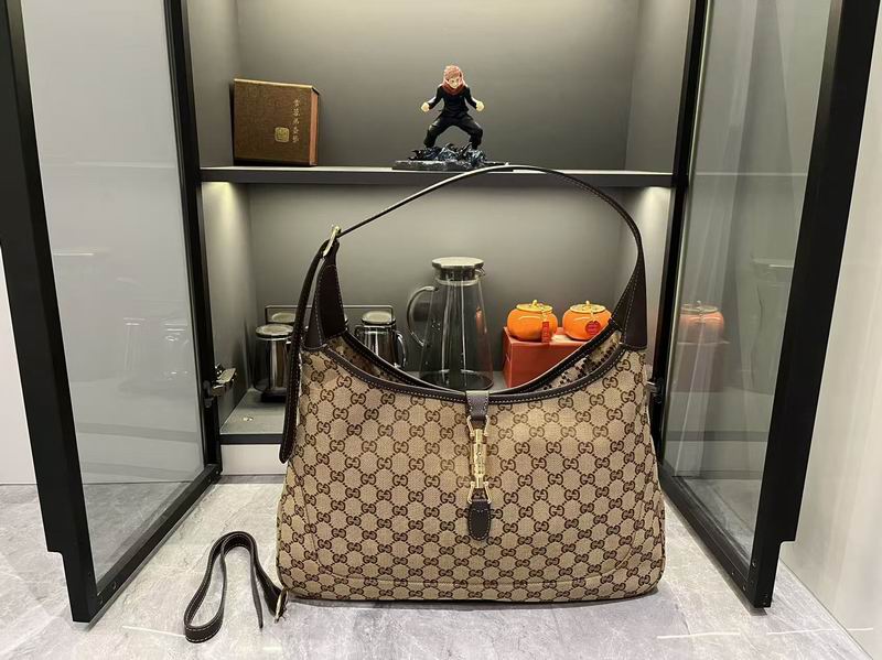 863136 43x31x4.5cm DF