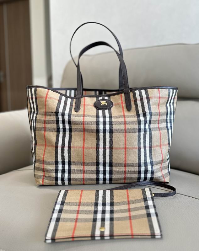 Burberry 38x16.5x28cm HQ