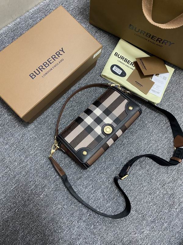 Burberry 24x8x14cm HQ 1