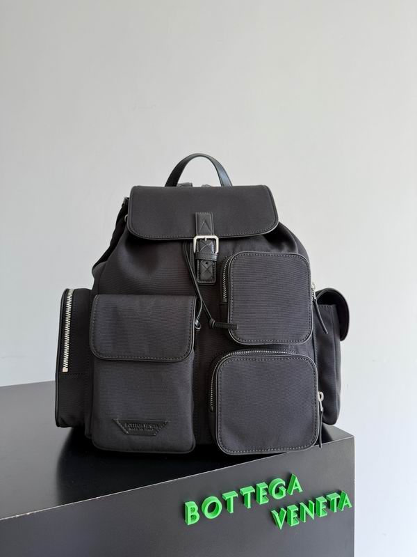 837377 31x42x14cm T1