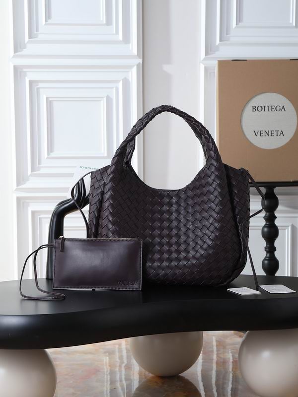 844250 39x24x18.5cm T1