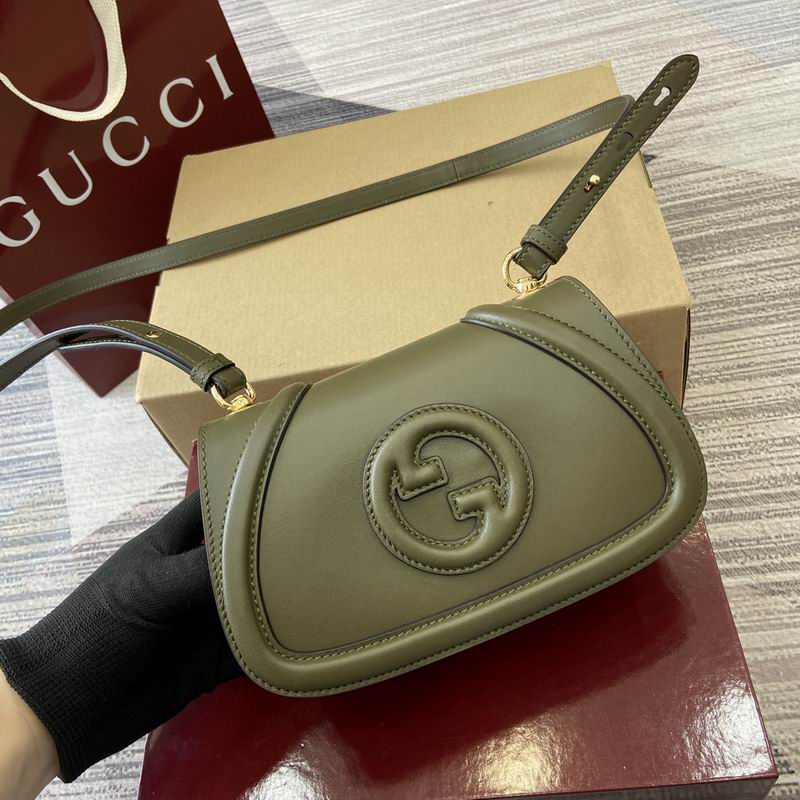 815700 21.5x11x8cm MP 2色