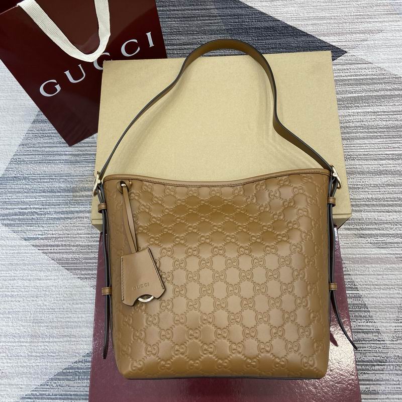 848881 24x26x10cm MP 4色