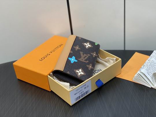 Multiple M83337 7.5x11.1x1cm gf1