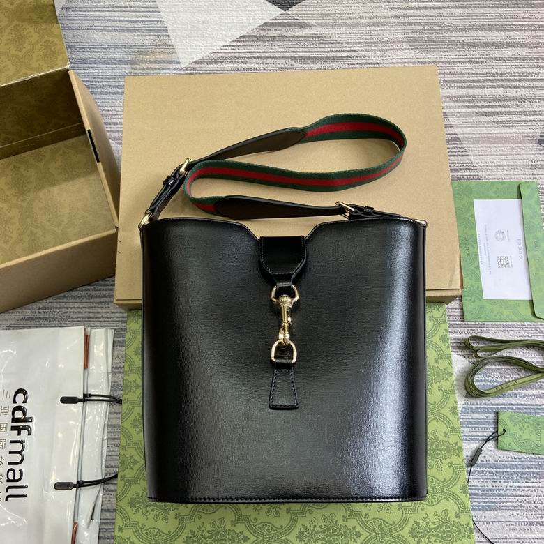 782904 25.5X28X16.5cm MP 5colour