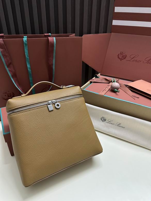 Extra Pocket L23.5 FAM6491 21X23.5X8cm LP 43