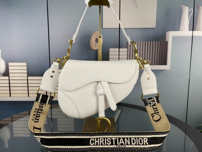 0546 25.5X20X6.5cm XMY 7