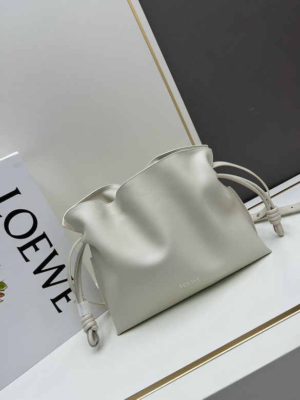 Loewe S062 30x24.5x10.5cm jj1