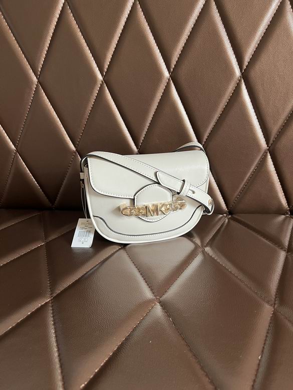 Hally 18X5X14cm 082705 DY 2