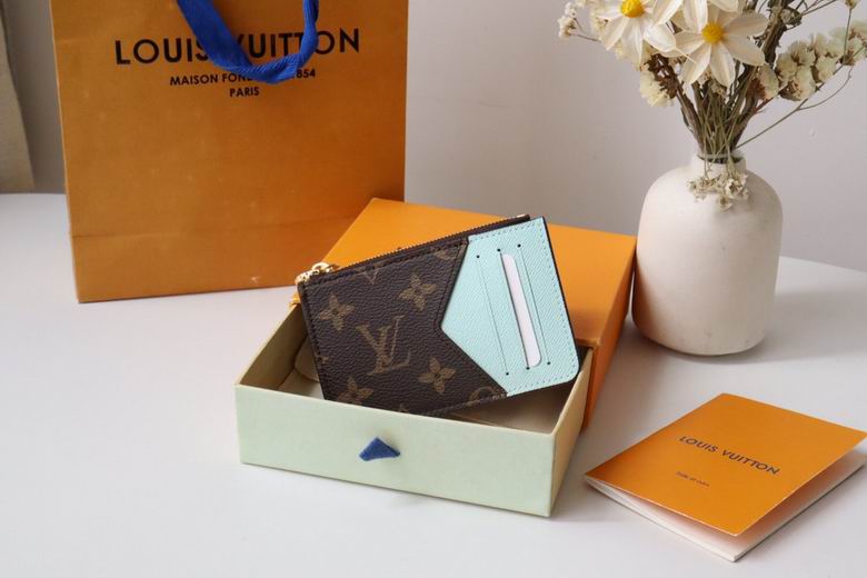 M81882 12X8X0.8cm YG 10