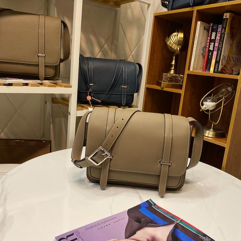 82372 30X25X8cm WP 4colour