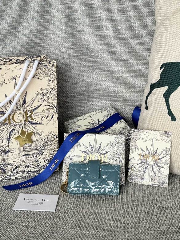 S0074 10.4X7X2cm YG 8