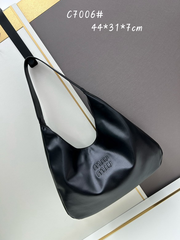 Miu C7006 44x31.5x7cm jj