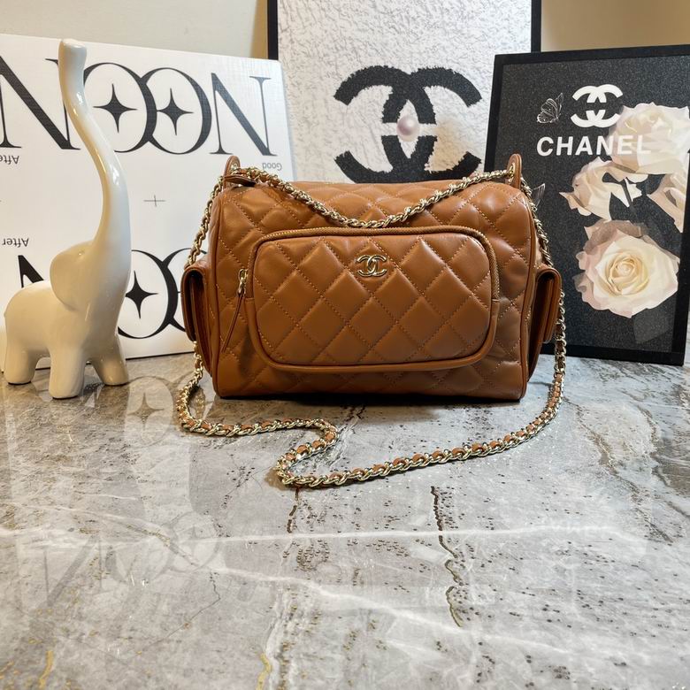 AS5156 18X24X17cm BL 3