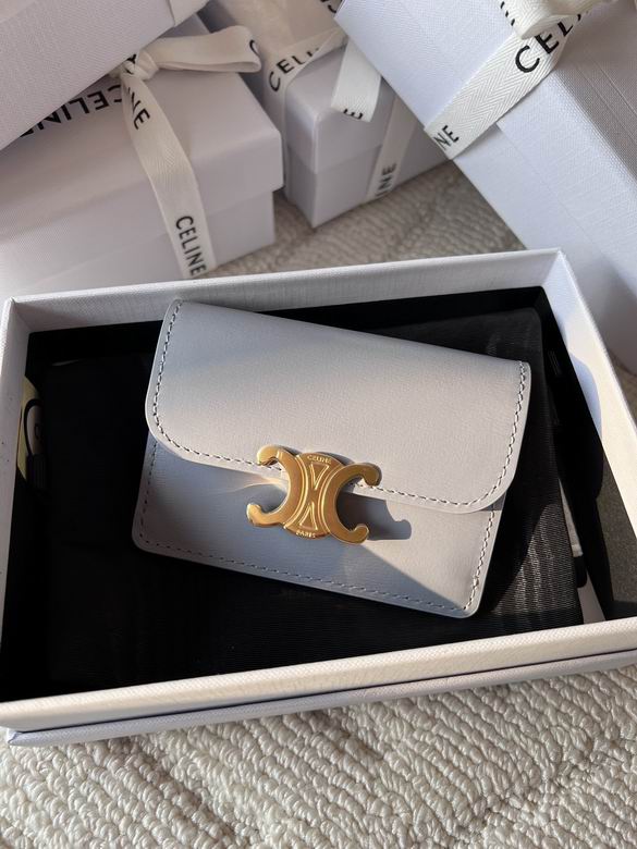 10I583 10.5X7X1cm YG 9