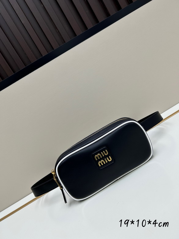 Miumiu 19x10x4cm jj