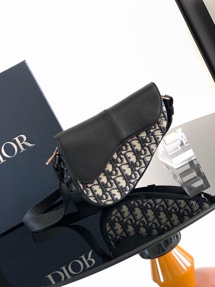 Dior 37H32E 19.5x15x5.5cm yz1