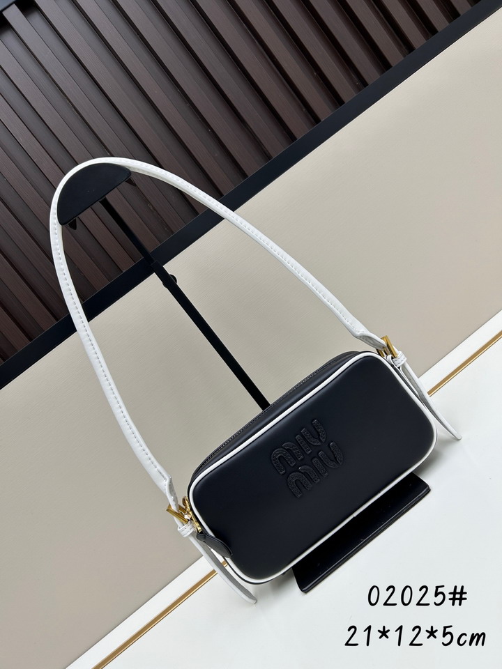 Miu 02025 21x11.5x4.5cm jj