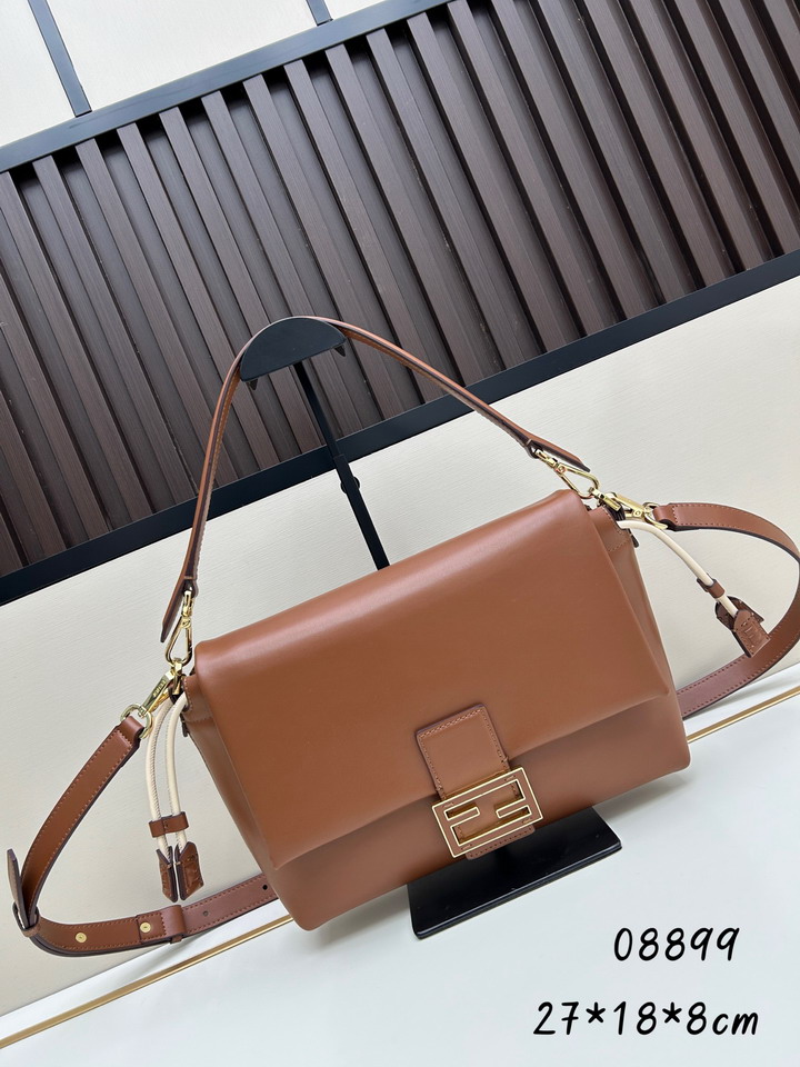 Fendi H08899 26.5x18x8.5cm jj6