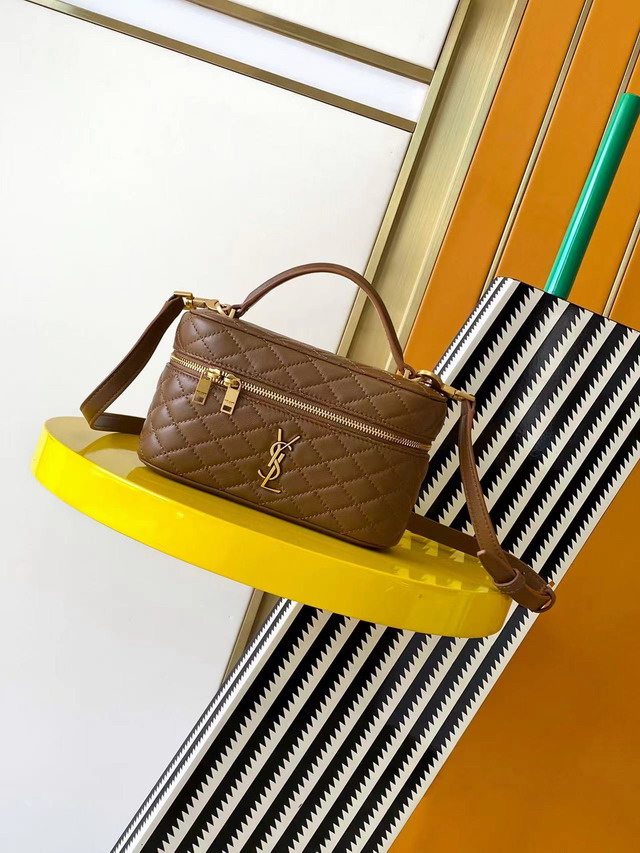 YSL 766731 18x11x6.5cm 8D4