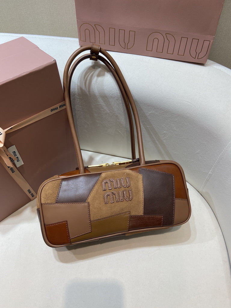 Miu Beau 5BB147 27x12x8cm AP