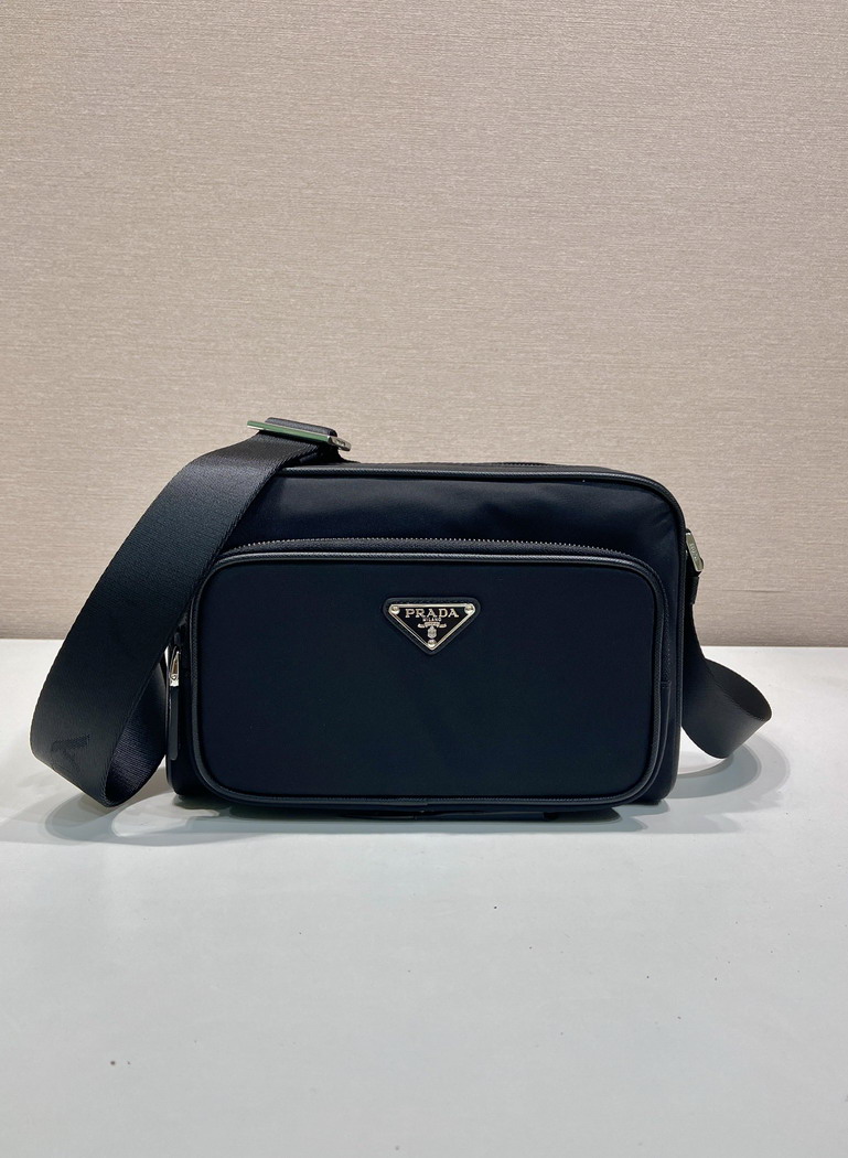 Prada 2VH190 24x15.5x7cm AP