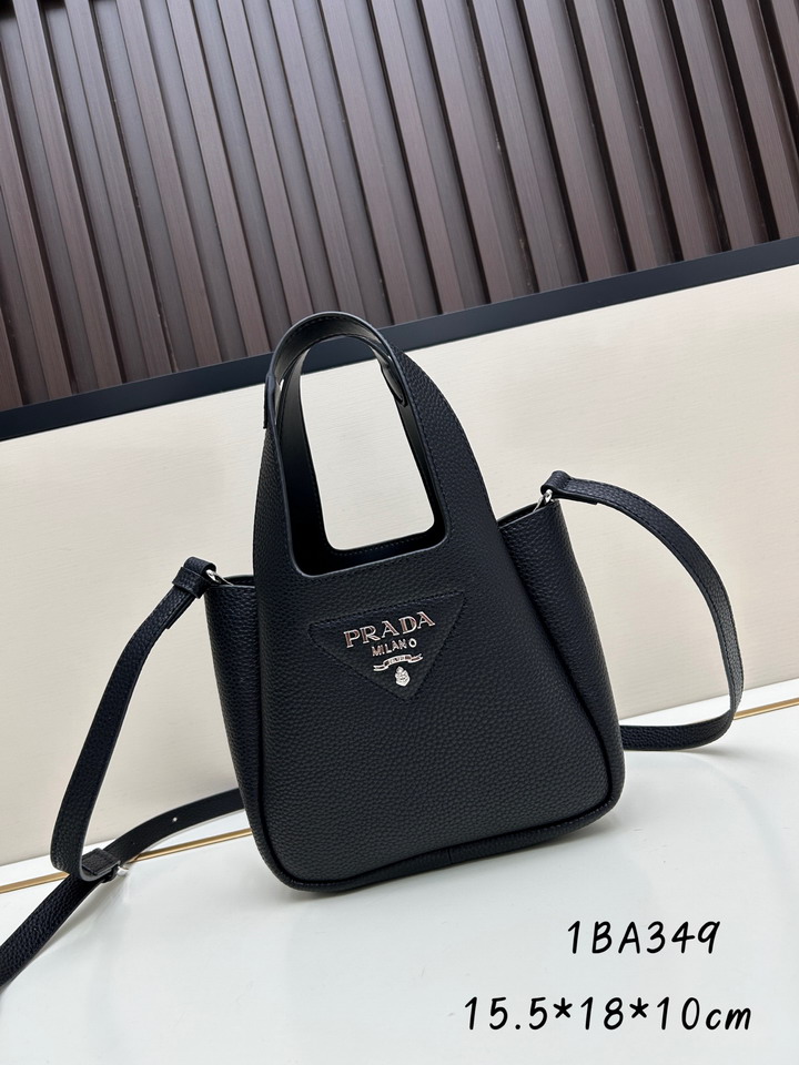Prada 1BA349 15.5x18x10cm jj