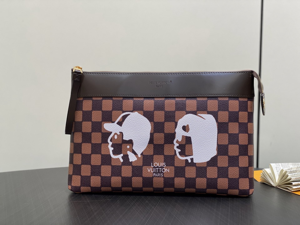 Voyage M40813 32x21x8cm gf