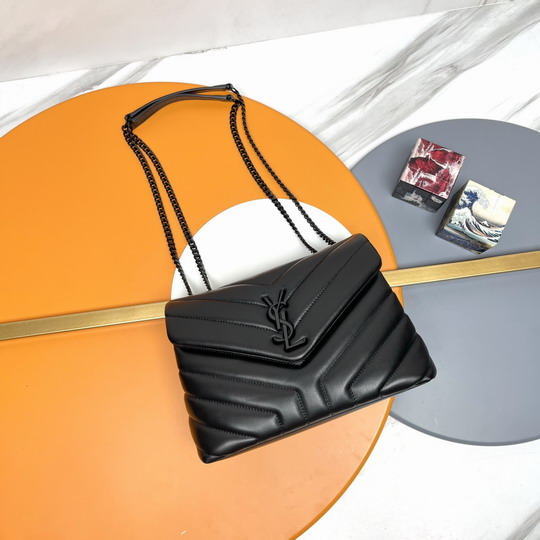 YSL 494699 23x17x9cm 8D7